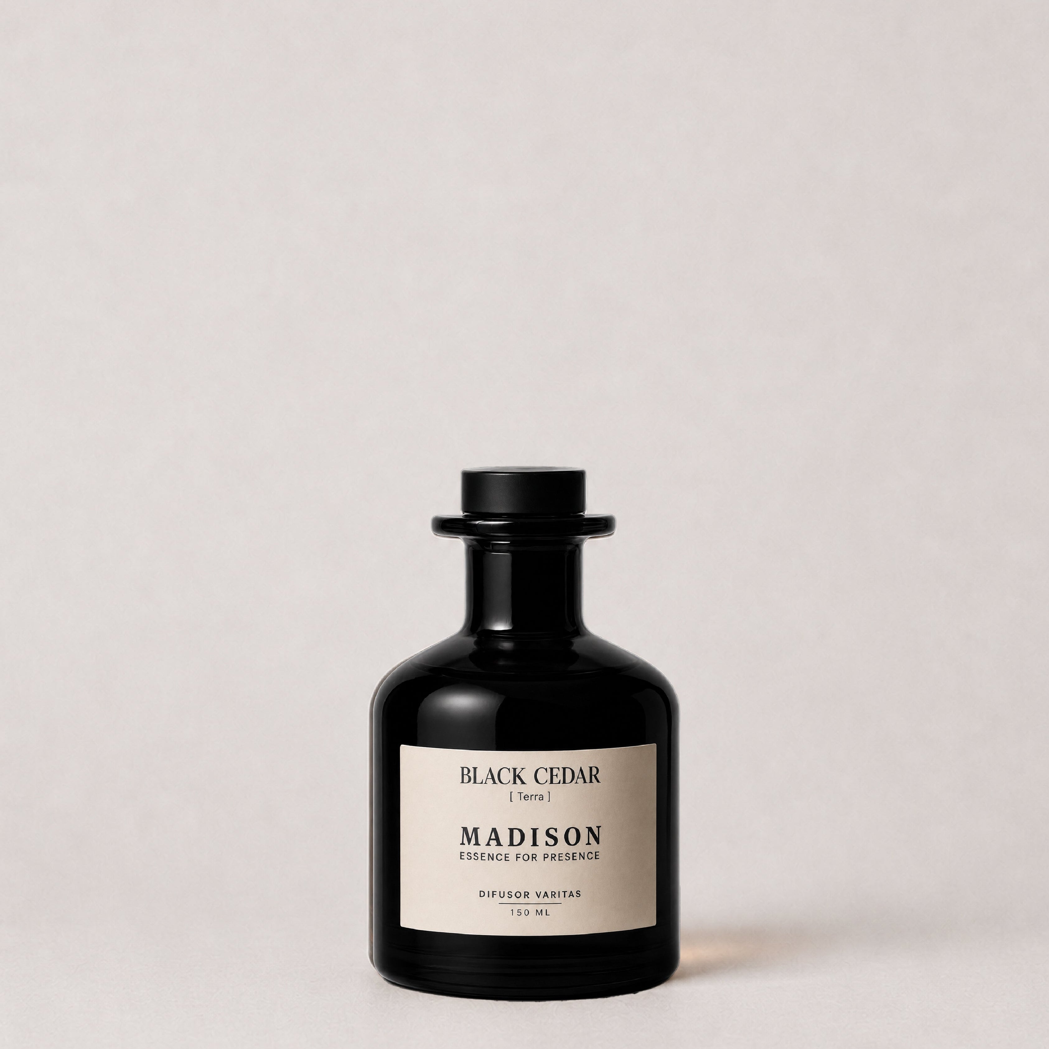 Difusor Varitas 150 ml <br> Black Cedar Negro