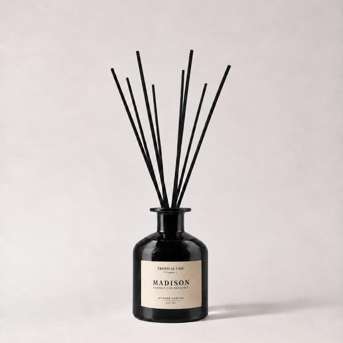 Difusor Varitas 250 ml <br> Tropical Chic Negro