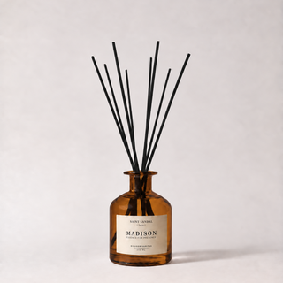 Difusor Varitas 250 ml <br> Saint Sandal Ámbar