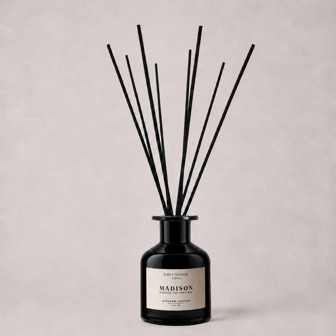 Difusor Varitas 150 ml <br> Saint Sandal Negro