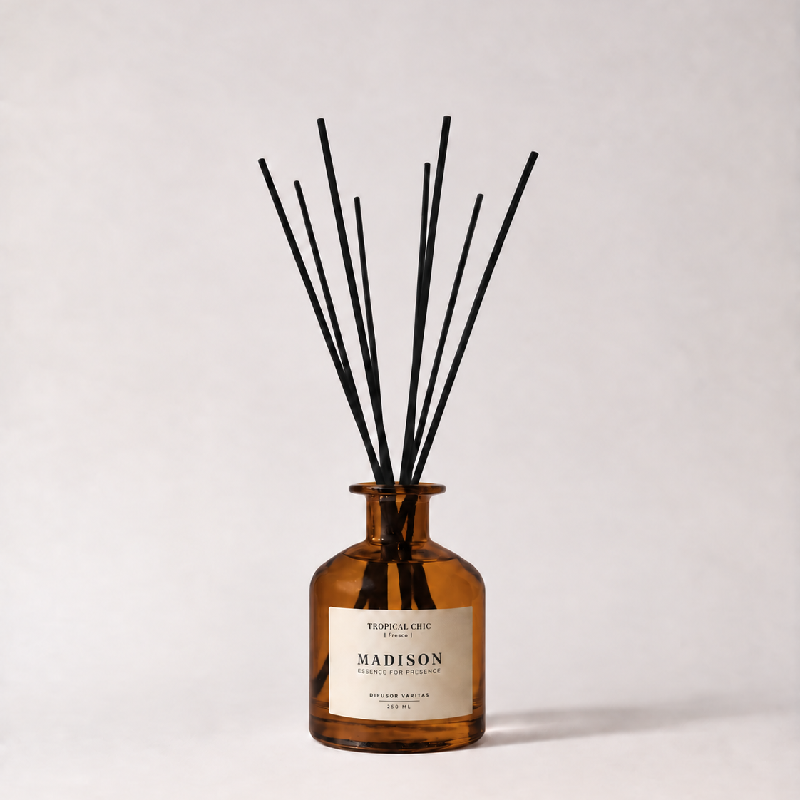 Difusor Varitas 250 ml <br> Tropical Chic Ámbar
