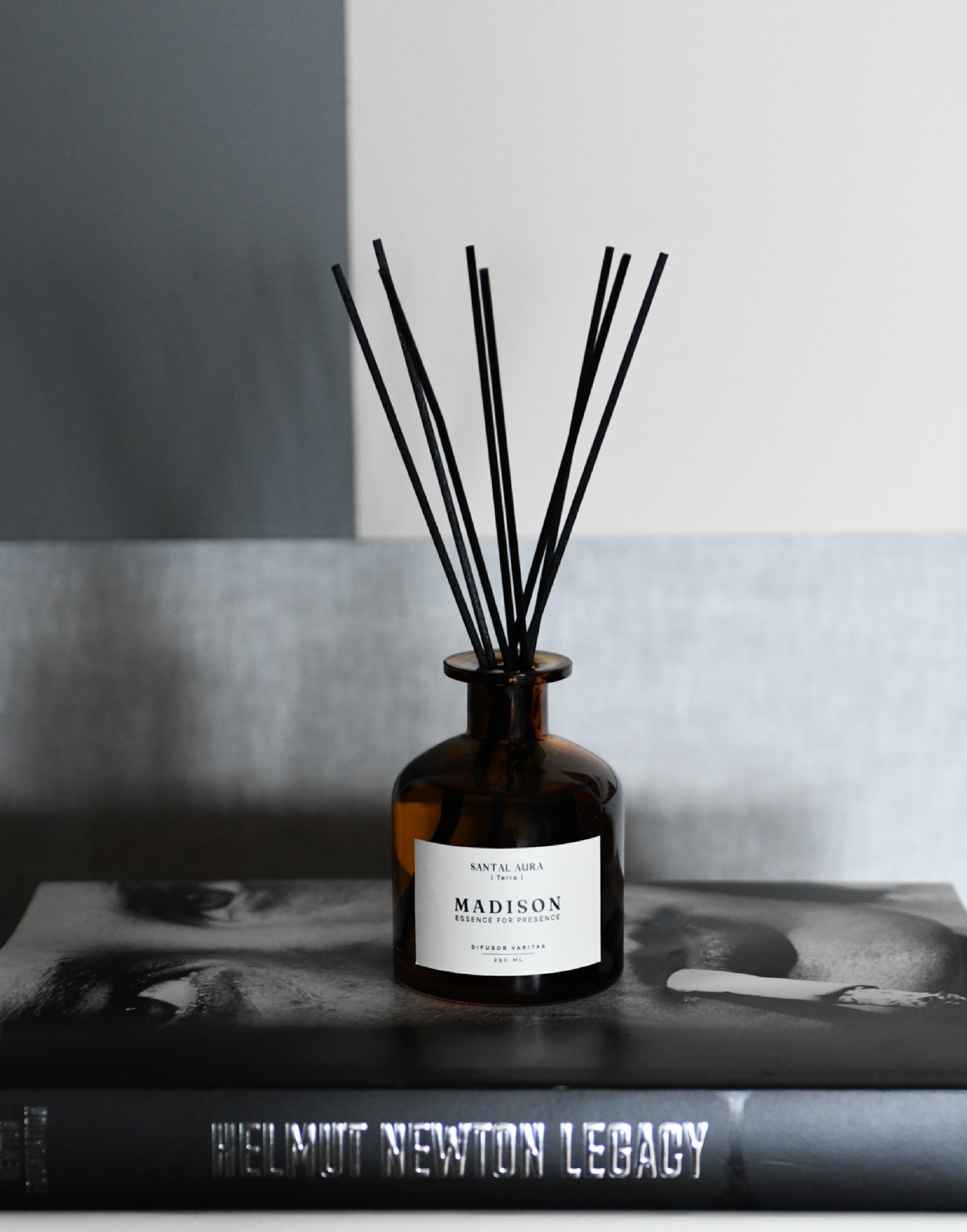 Difusor Varitas 250 ml Santal Aura Ámbar