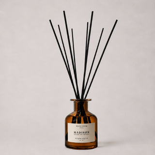 Difusor Varitas 150 ml <br> Black Cedar Ámbar