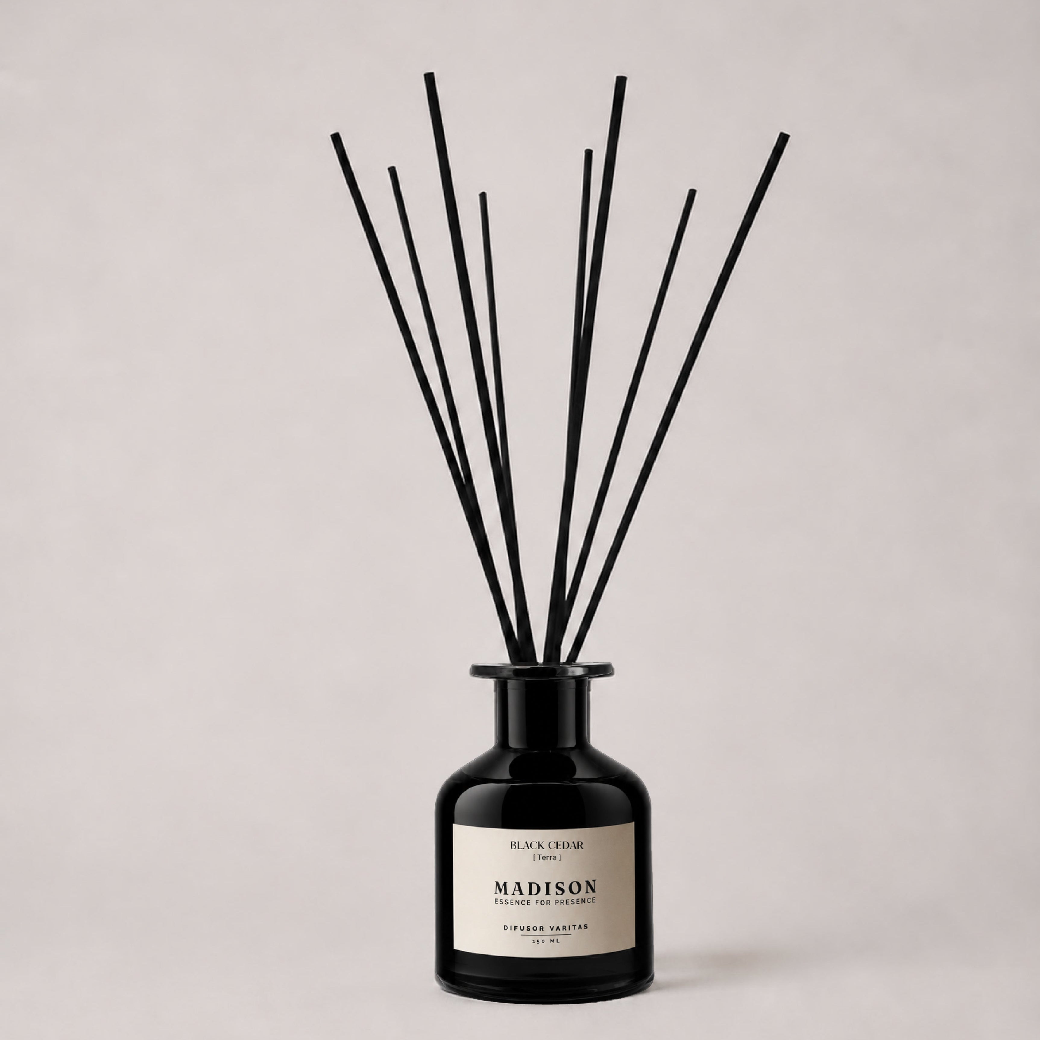 Difusor Varitas 150 ml <br> Black Cedar Negro