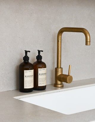 Jabón Líquido 500 ml <br> Black Cedar Ámbar