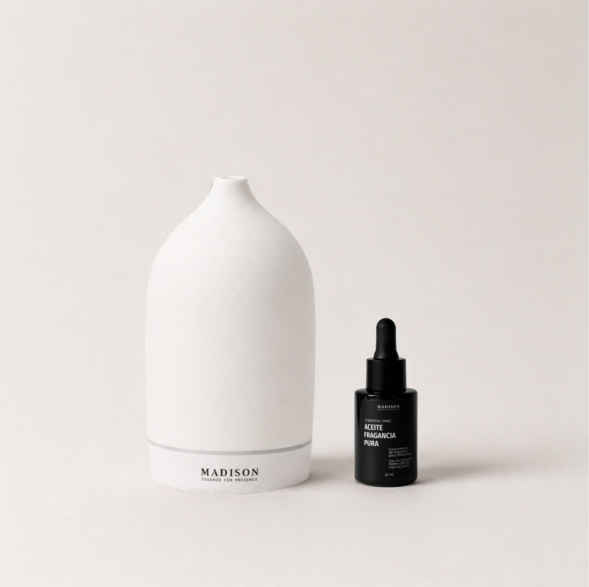 Pack Home Diffuser Blanco + <br> Aceite Fragancia 30 ml Tropical Chic