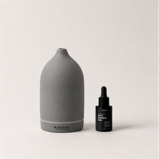Pack Home Diffuser Gris + <br> Aceite Fragancia 30 ml Saint Sandal
